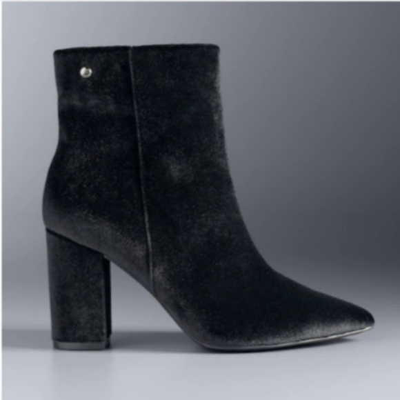 NIB Simply Vera Black Velvet Bootie - Picture 3 of 5